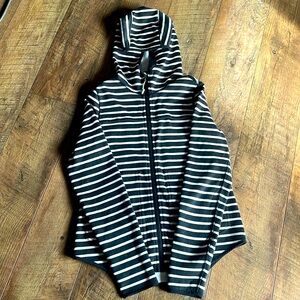 Brand new Ivivva by lululemon black and white zip up